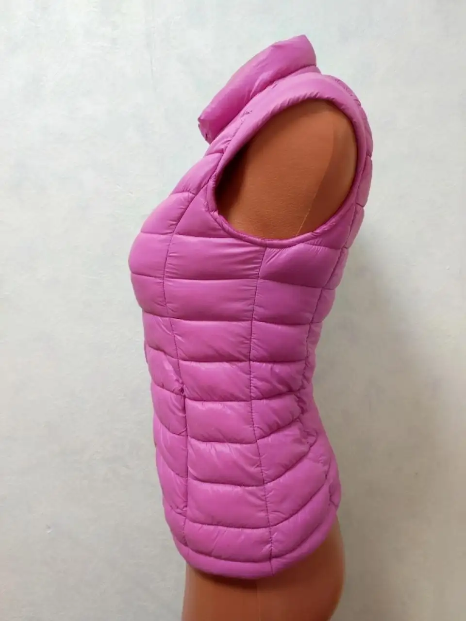 Тёплая розовая жилетка Oodji размер 40-42 - Верхняя одежда (Одежда) в Краснодар