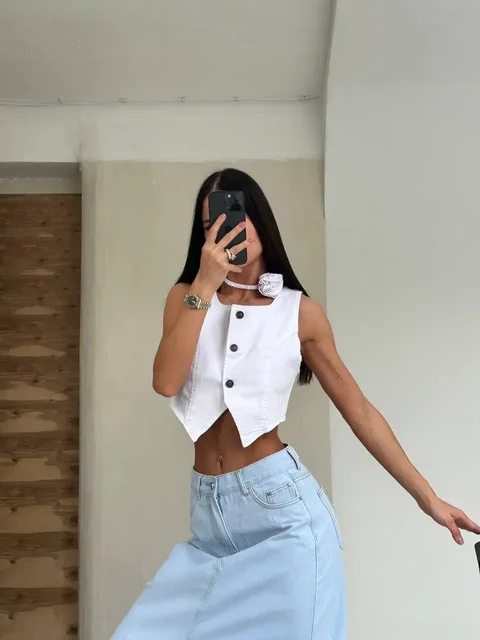 Жилет XS и юбка 27 размер с бирками - Юбки/шорты в Краснодар