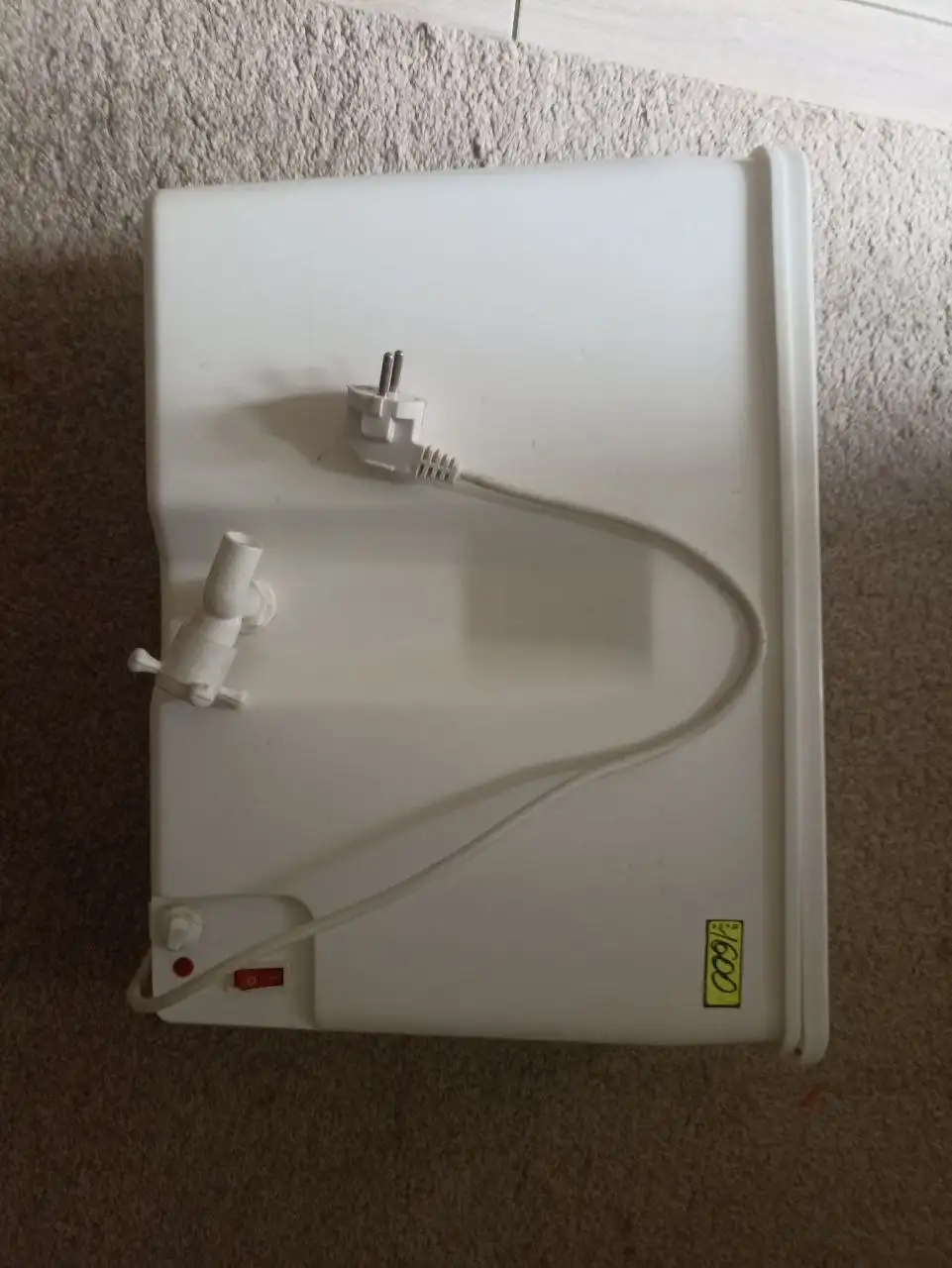 Водонагреватель электрический 17 литров - Водонагреватели (Для дома и дачи) в Краснодар