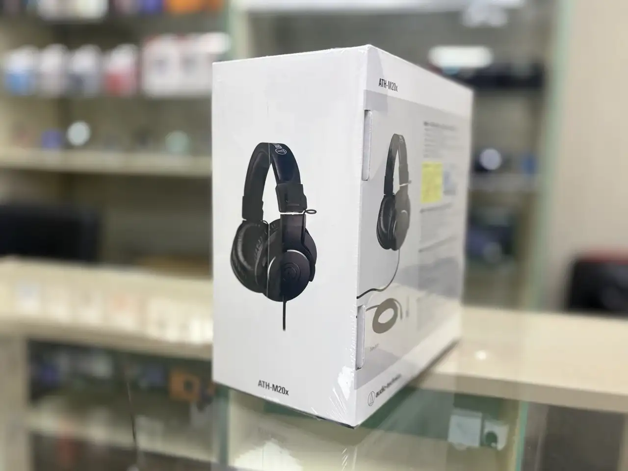 Продам студийные наушники Audio-Technica ATH-M20x - Наушники (Электроника) в Краснодар