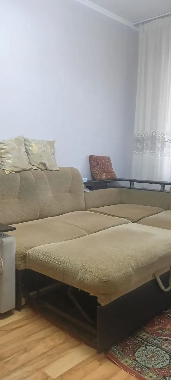 Продам угловой диван с ящиком для хранения - Диваны (Для дома и дачи) в Краснодар