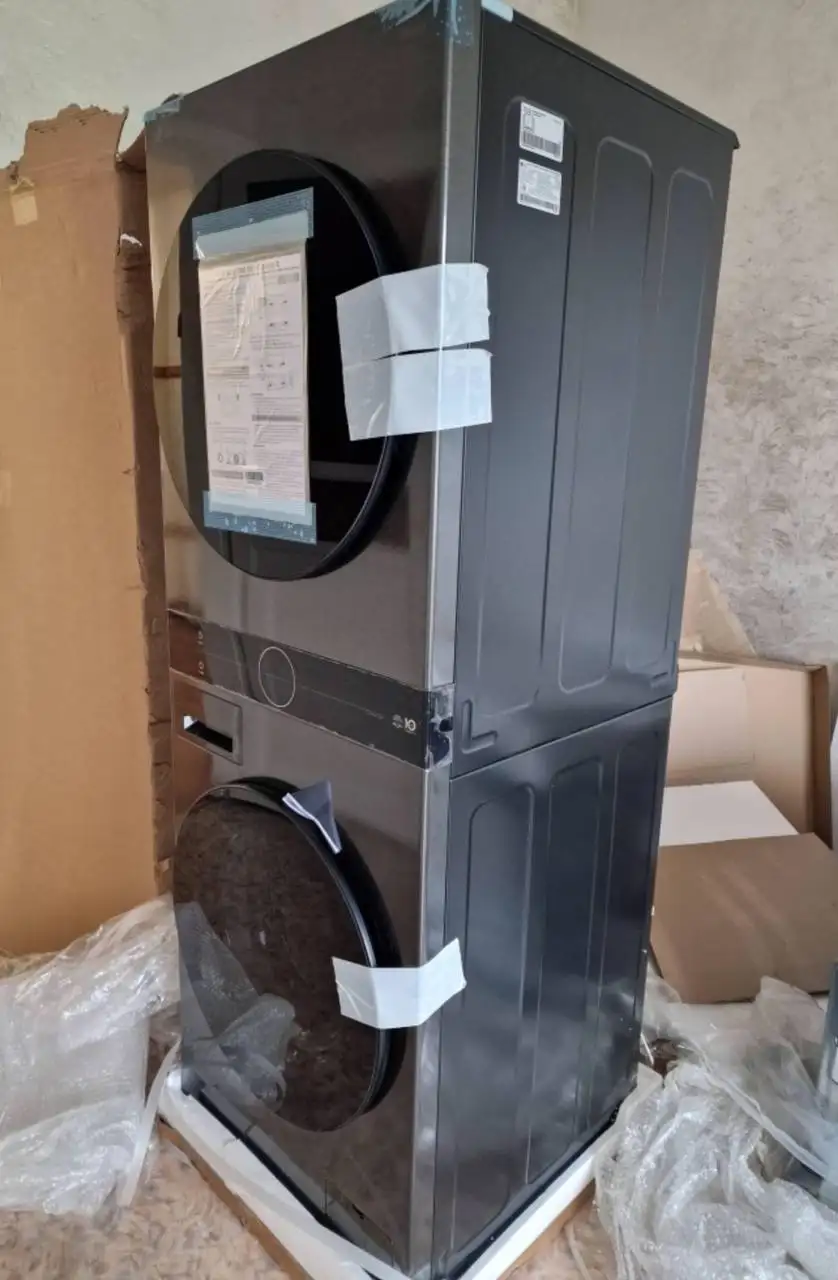 Продам стиральную машину с сушкой LG WashTower - Стиральные машины (Для дома и дачи) в Краснодар