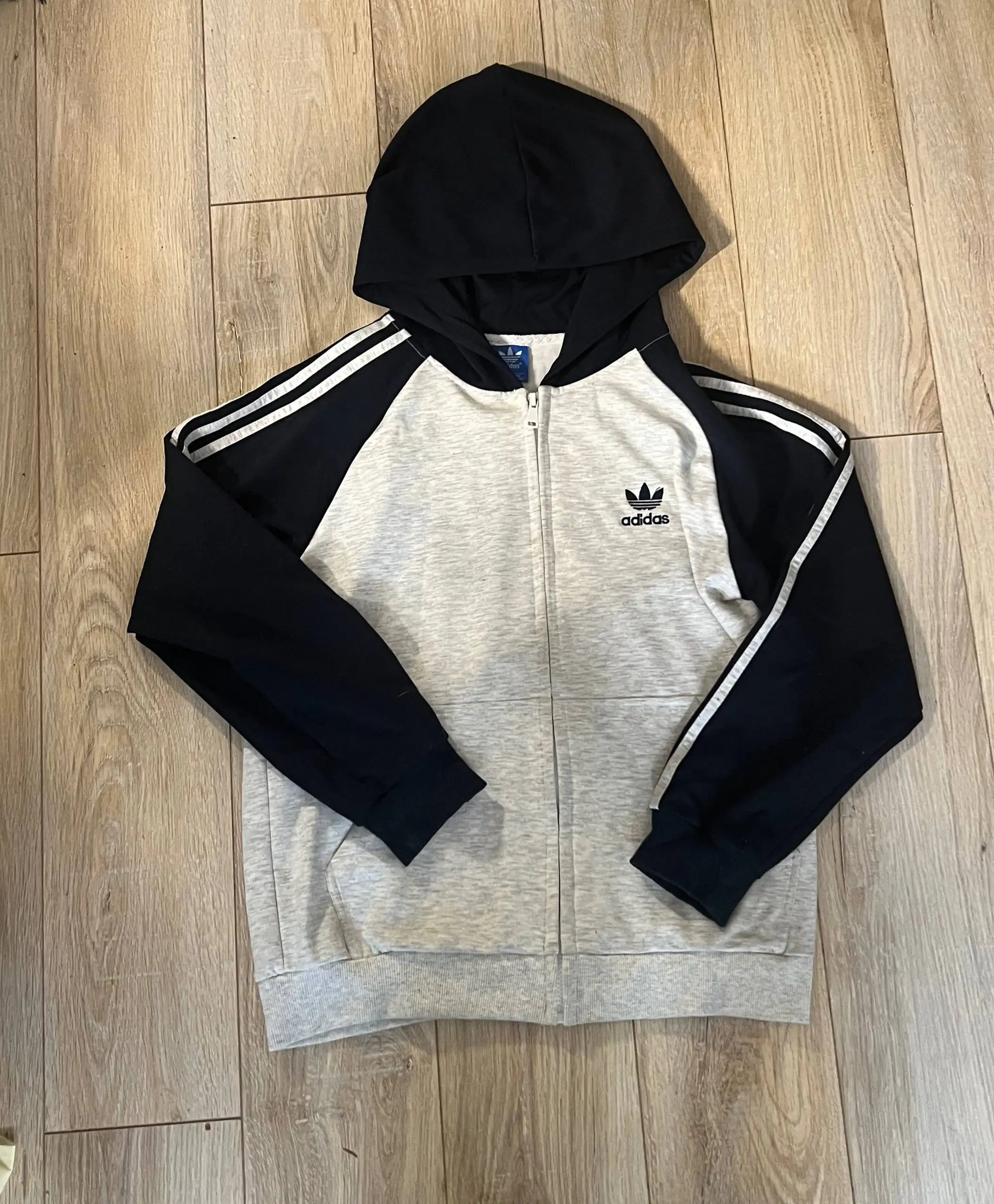 Кофта Adidas ORIGINAL - Верхняя одежда (Одежда) в Краснодар