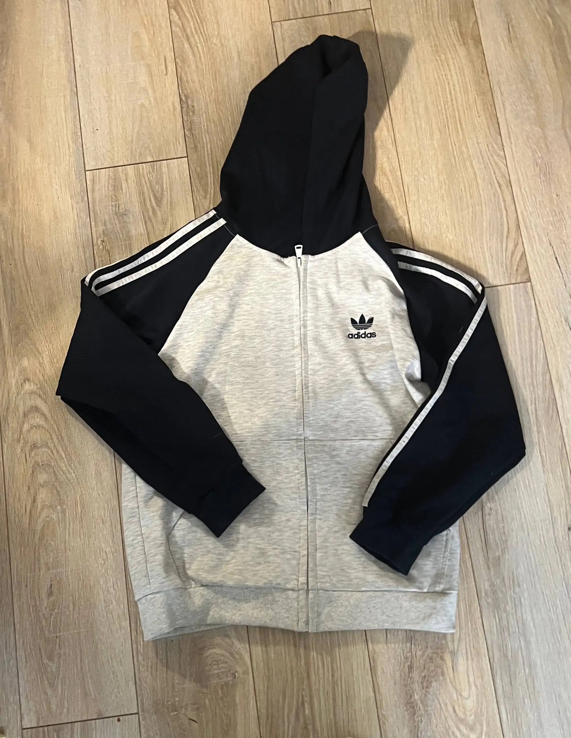 Кофта Adidas ORIGINAL - Верхняя одежда (Одежда) в Краснодар