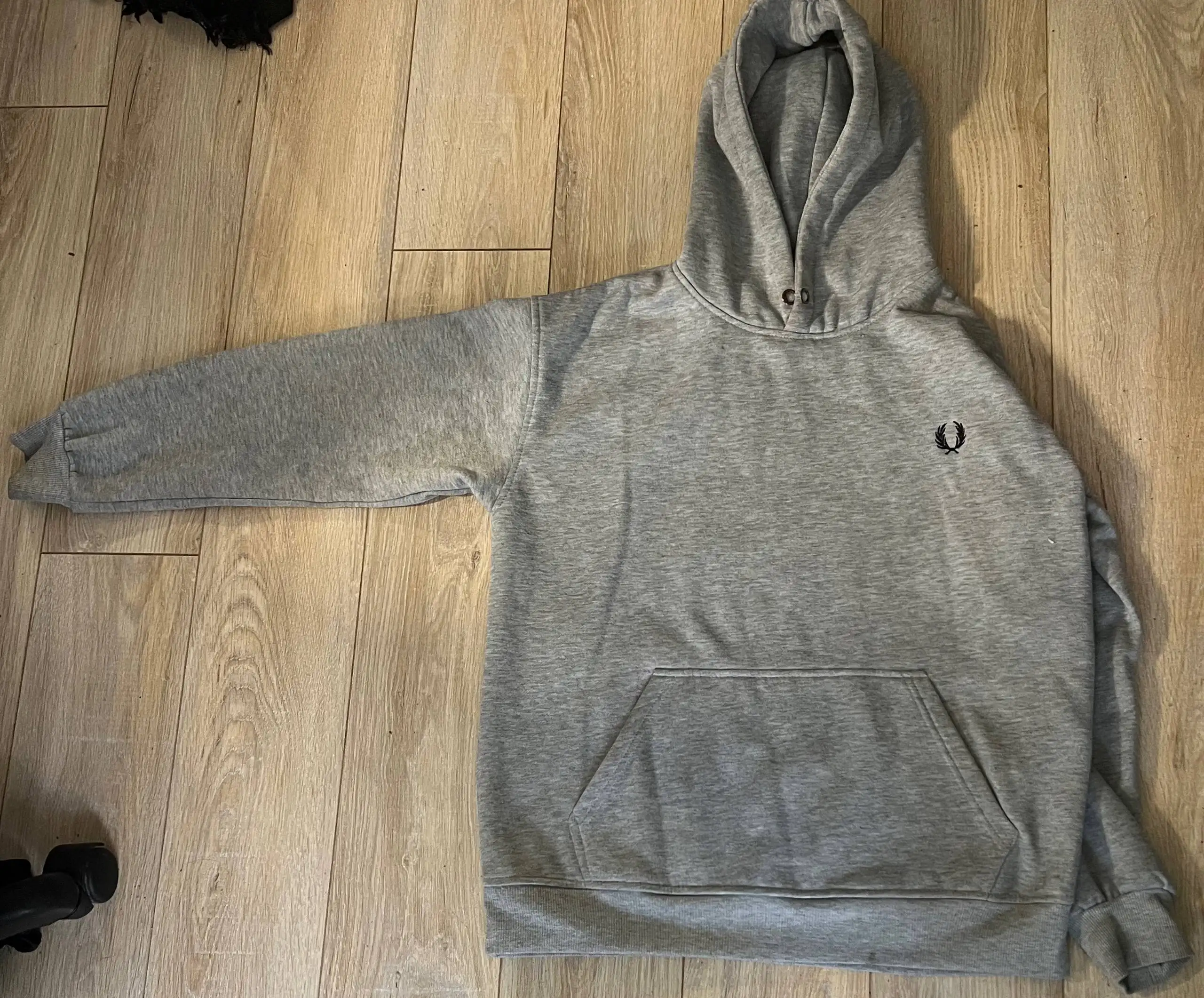 Толстовка Fred Perry оригинал размер M - Верхняя одежда (Одежда) в Краснодар