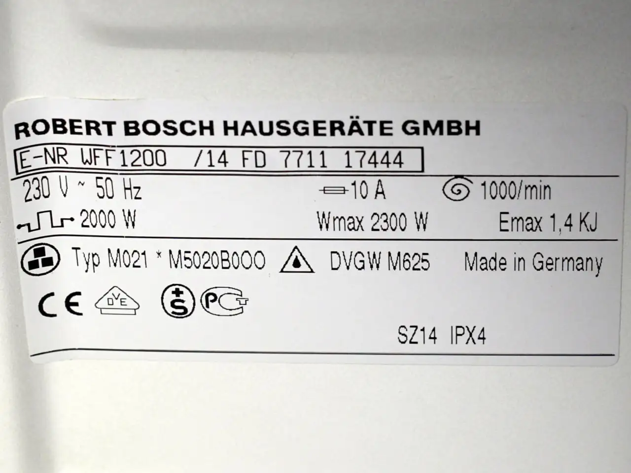 Стиральная машина Bosch WFF 1200 - Стиральные машины (Для дома и дачи) в Краснодар