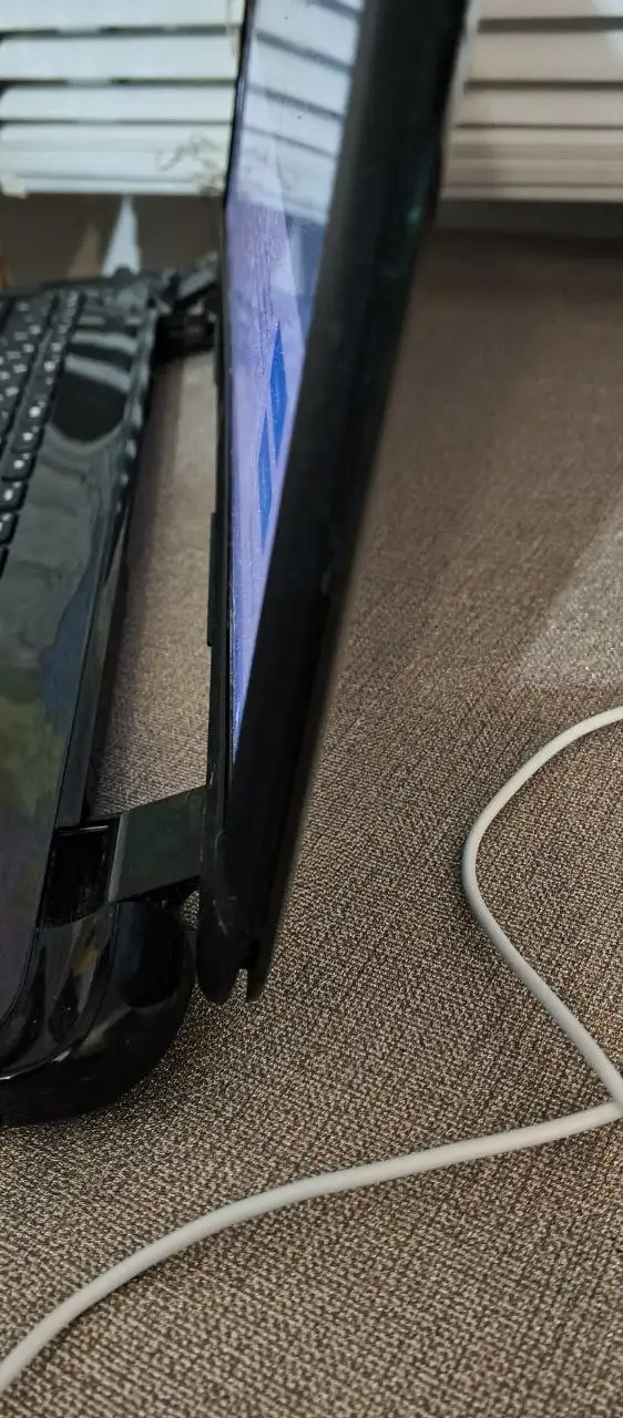 Ноутбук HP Pavilion с дефектами - Ноутбуки (Электроника) в Краснодар