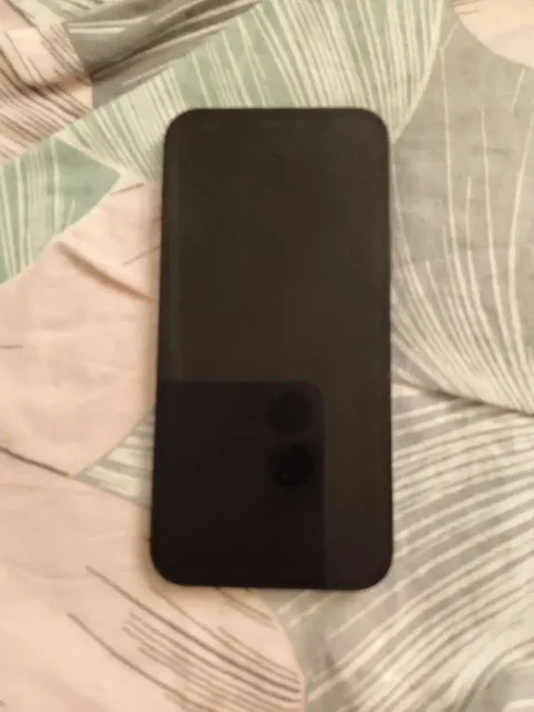 Продам iPhone 12 128GB, торг уместен - частное объявление в Краснодар