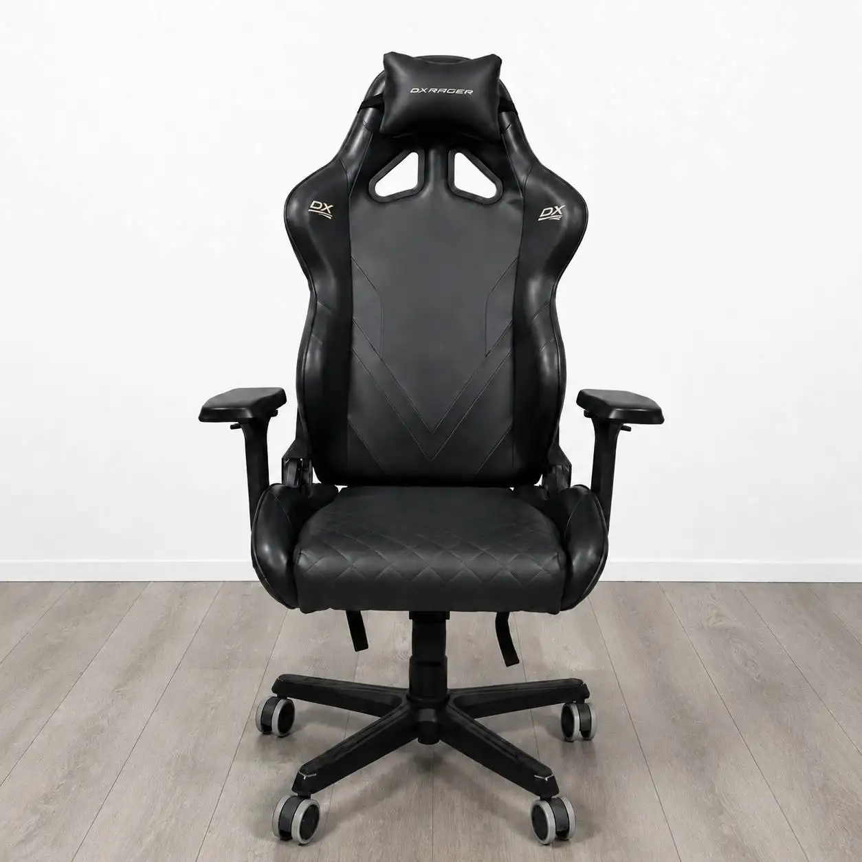 Игровое кресло Dxracer Drifting - Мебель (Для дома и дачи) в Краснодар