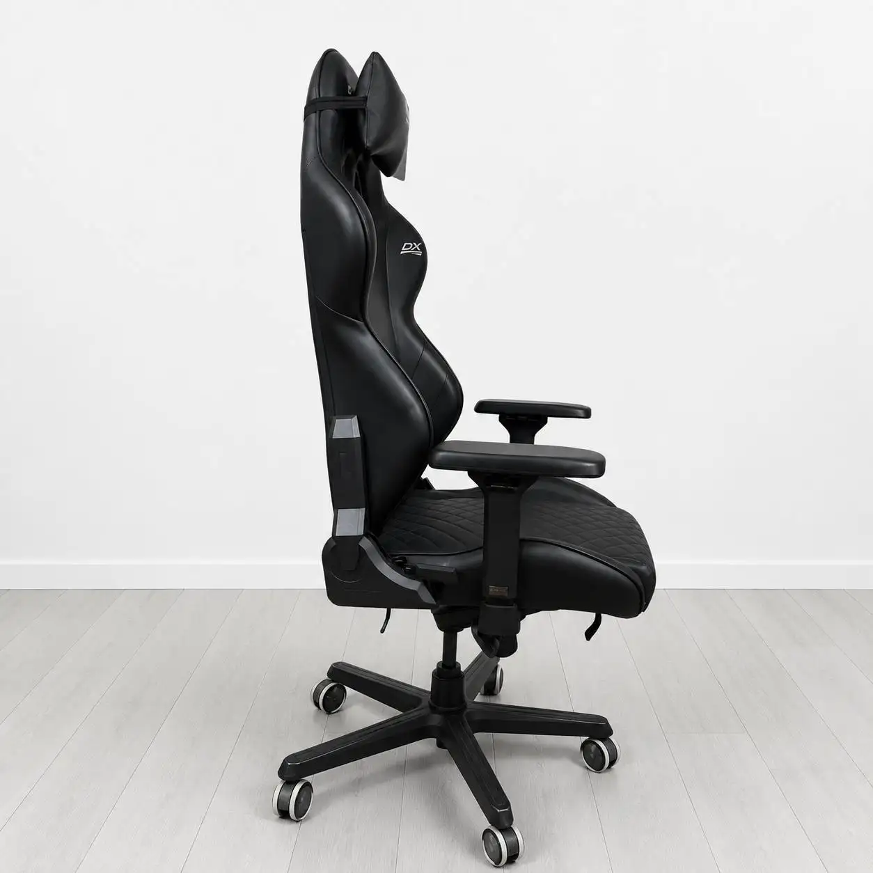 Игровое кресло Dxracer Drifting - Мебель (Для дома и дачи) в Краснодар