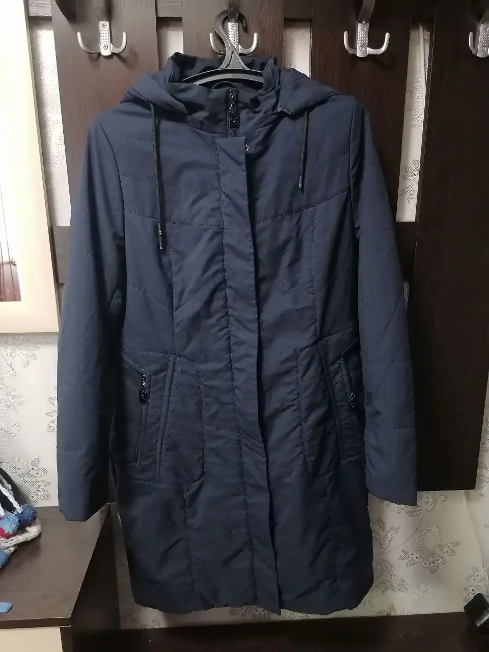 Продам демисезонный р-р 48-50