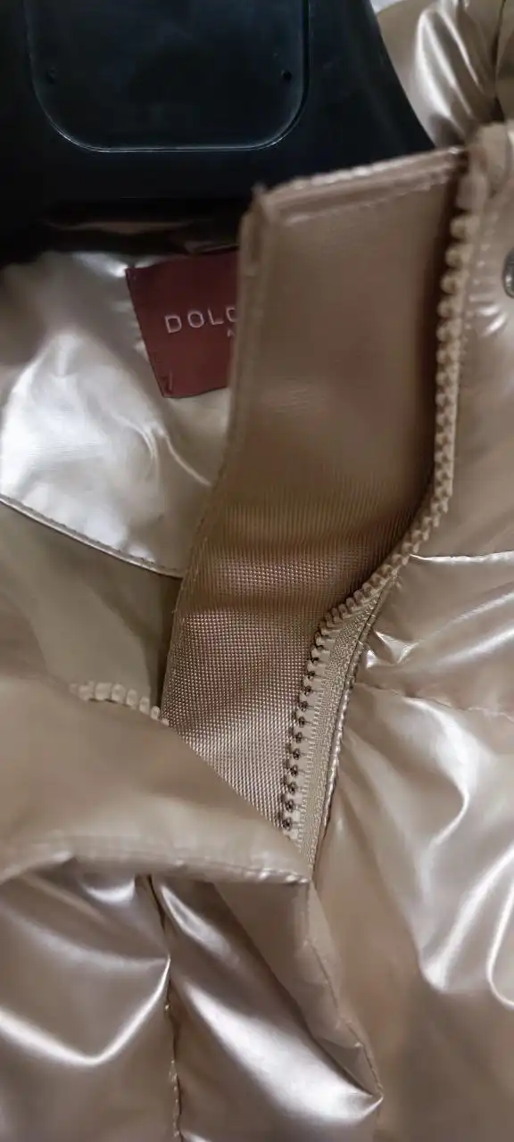 Продам новый пуховик