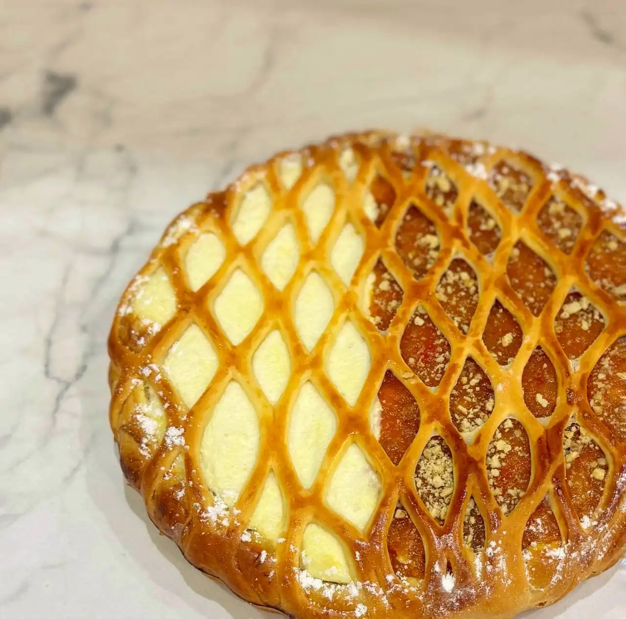 Пироги, торты и порционные десерты на заказ