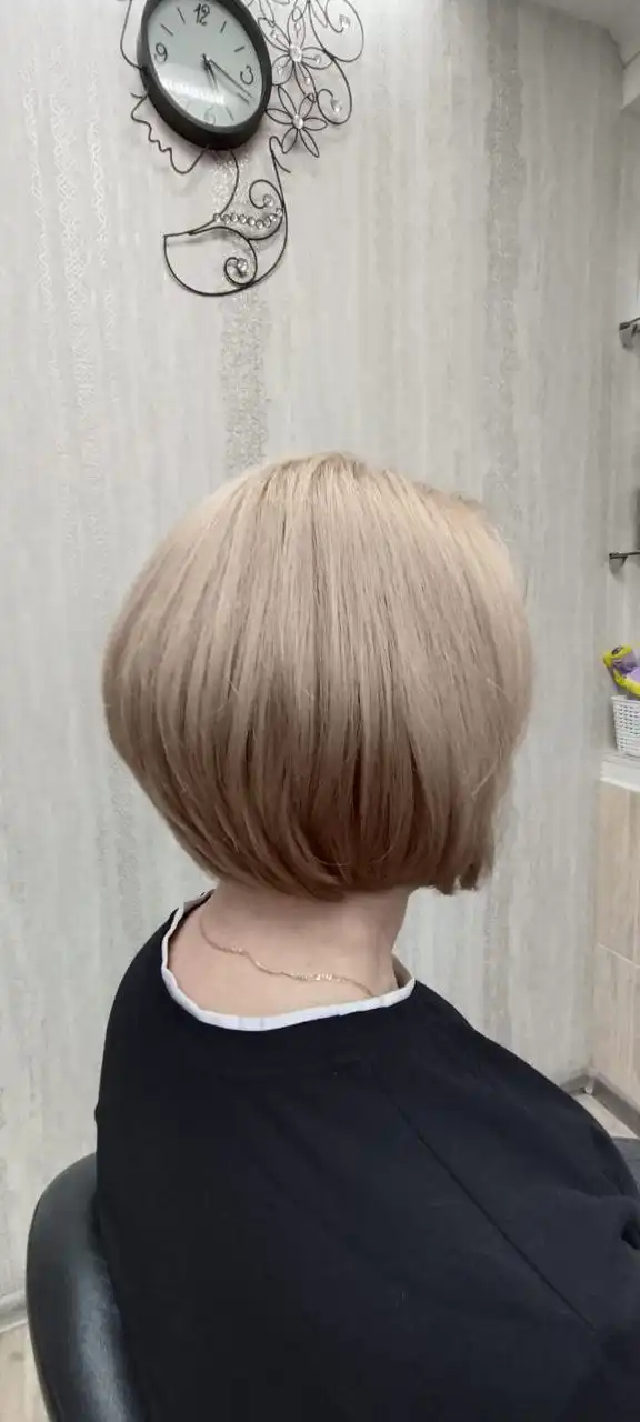 Услуги парикмахера: окрашивание, стрижки, оформление бороды