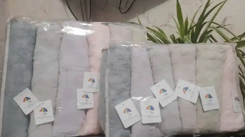 Комплект махровых полотенец из 100% хлопка