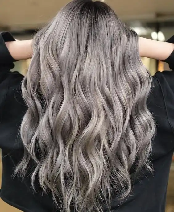 Услуги окрашивания волос и коррекции бровей