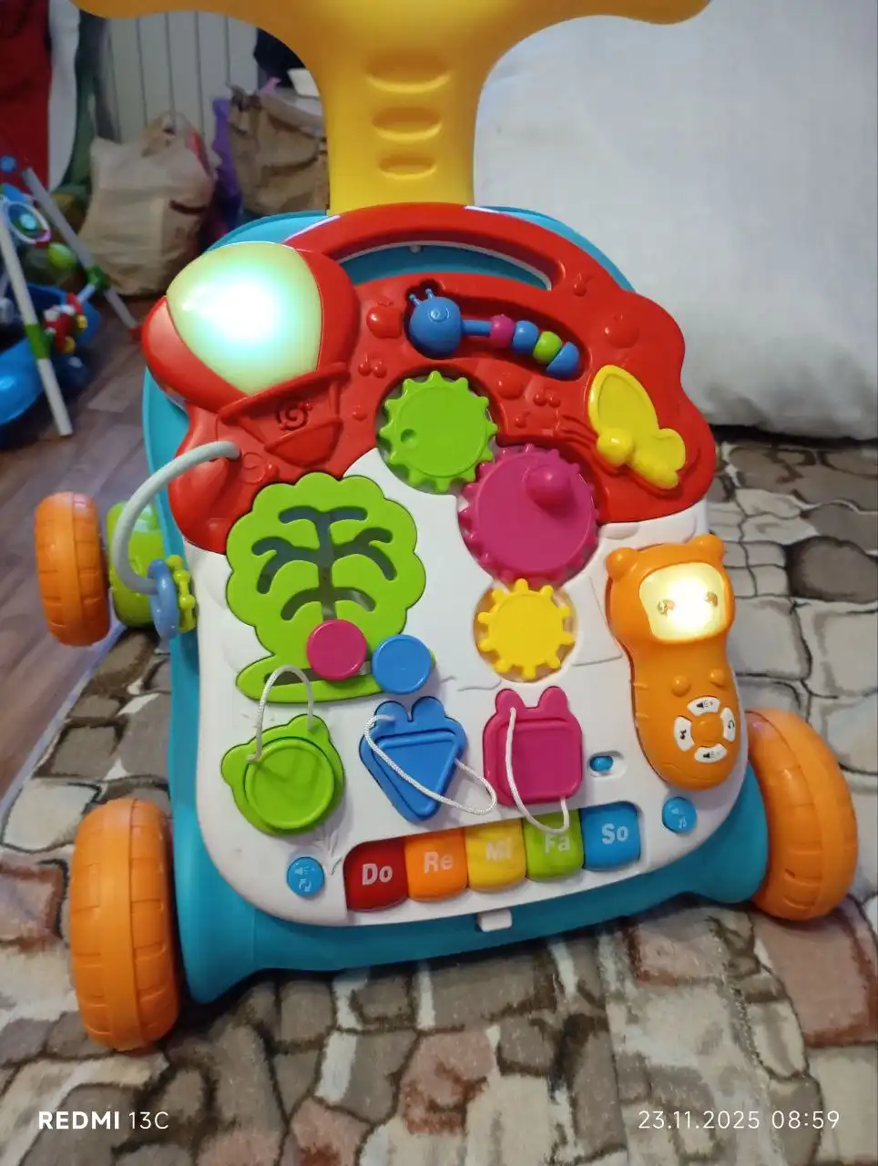 Продам ходунки в рабочем состоянии - Ходунки (Товары для детей) в Сургут