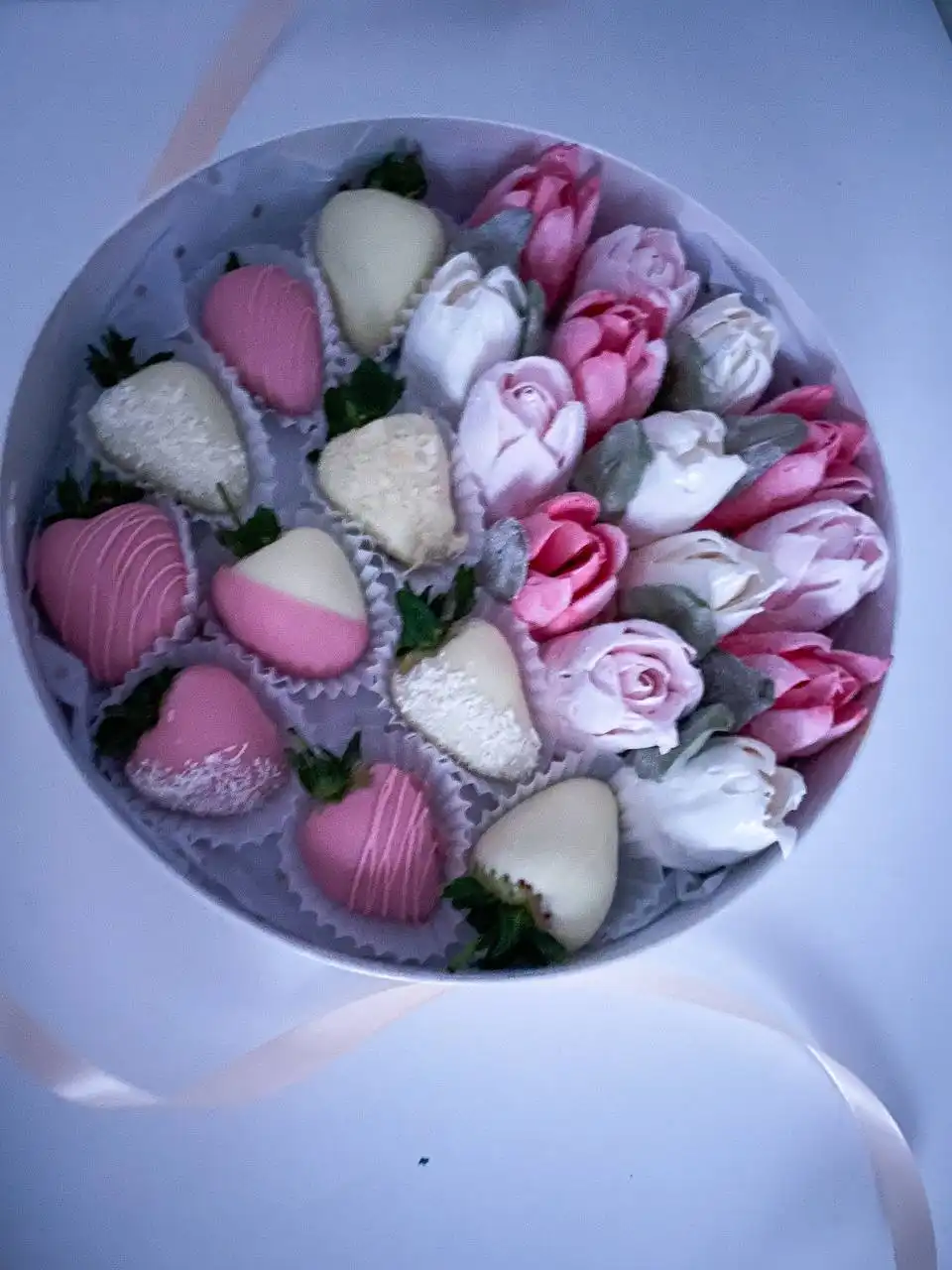 Клубника в шоколаде и зефирные цветы для событий - Кулинария/Фуд-дизайн (Услуги) в Сургут