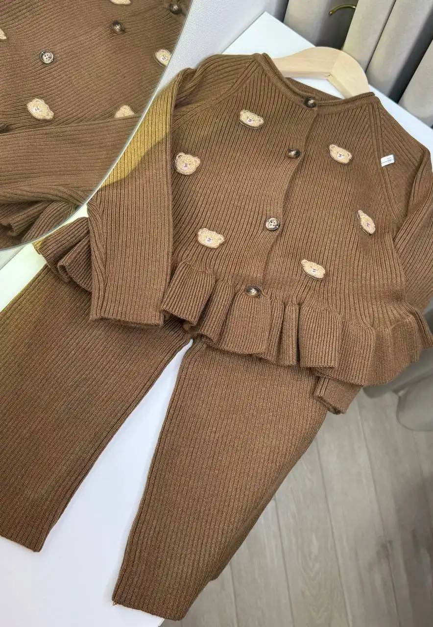 Костюм последний размер 100 - Одежда в Сургут