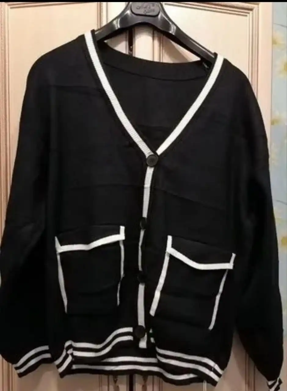 Продам новую кофту размер 54 - Верхняя одежда (Одежда) в Сургут