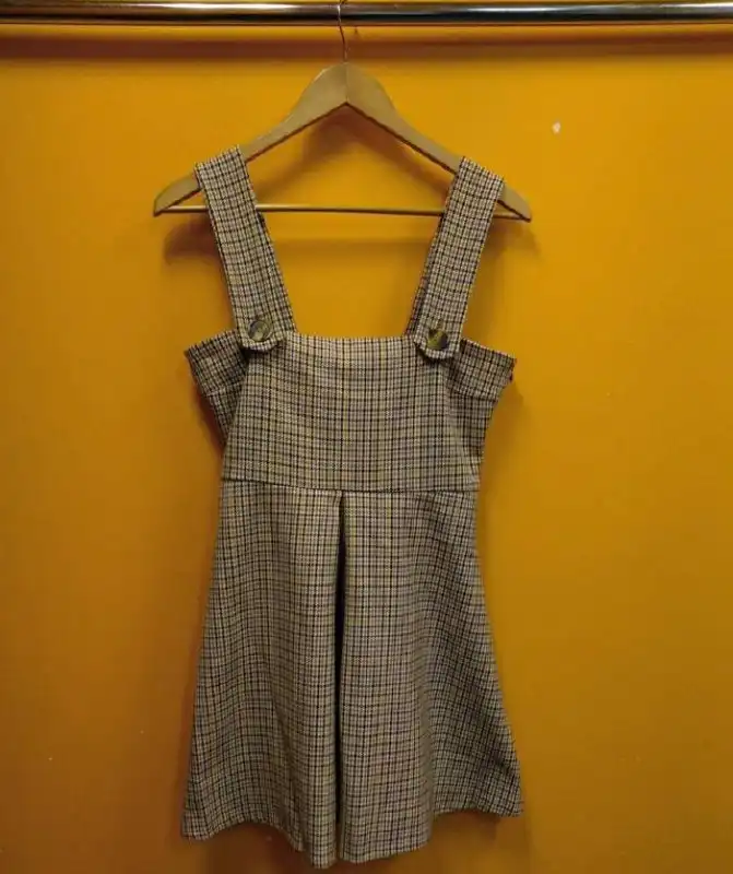 Продам новые платья Zara - Женская одежда (Одежда) в Сургут