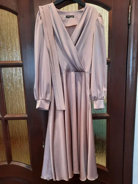 Продам платье размер 46 - Школьная форма в Сургут