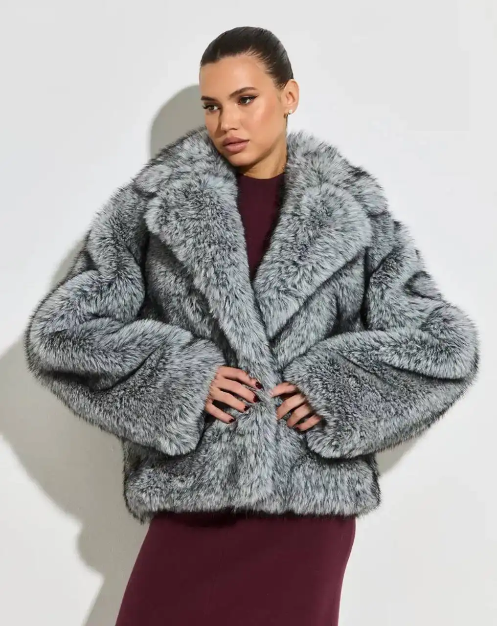 Ликвидация в магазине TWO LANES в Сургуте - Верхняя одежда (Одежда) в Сургут