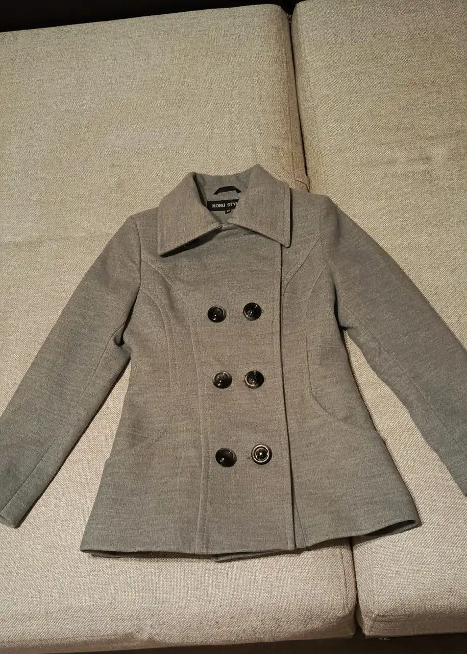 Пальто размер 44 - Верхняя одежда (Одежда) в Сургут