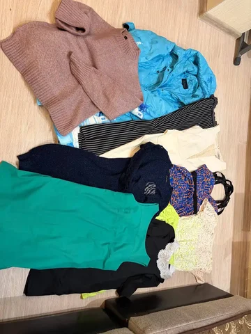 Женские вещи 46 размер - Школьная форма в Сургут