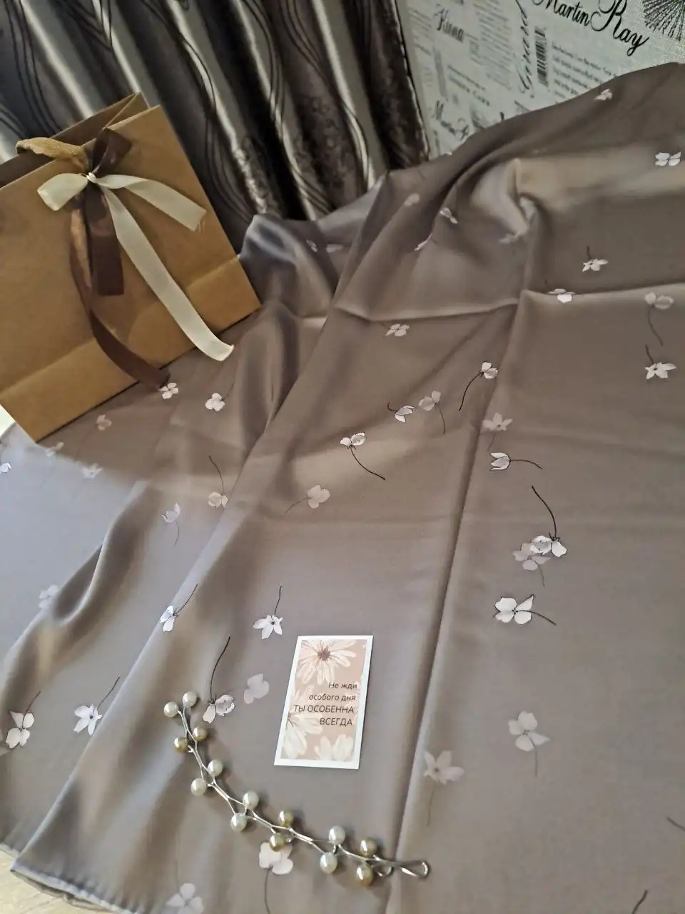 Женские платки в наличии - Аксессуары (Одежда) в Сургут