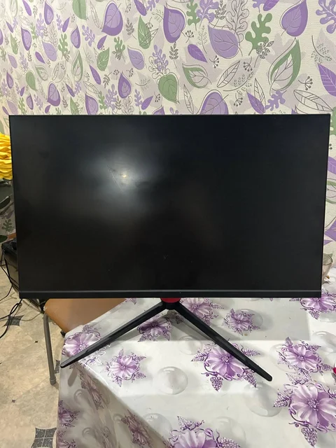 Игровой монитор с поврежденной матрицей - Мобильные телефоны в Сургут