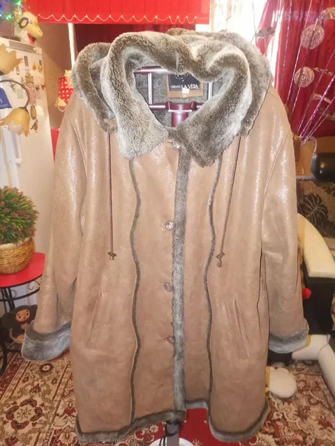 Женская дубленка 60-64 размера в идеальном состоянии - Одежда в Сургут