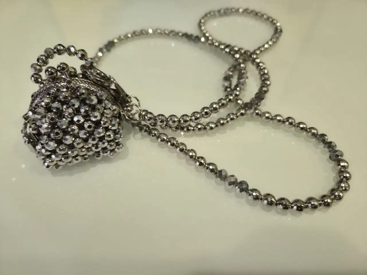 Стильный аксессуар для создания образов - Аксессуары (Барахолка) в Сургут