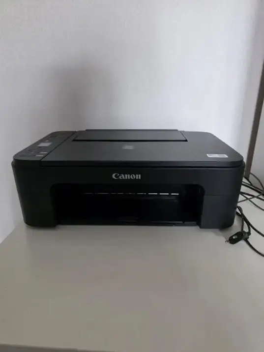 Принтер, проектор A10 и светильники отдам даром - Офисная техника и проекторы (Электроника) в Сургут