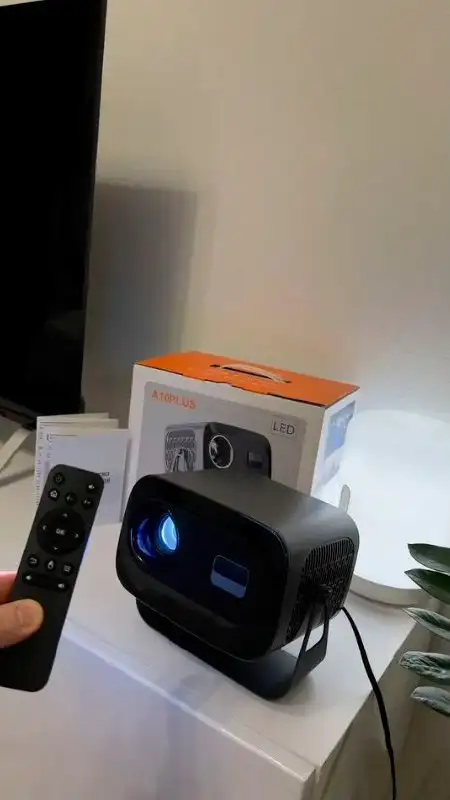 Принтер, проектор A10 и светильники отдам даром - Офисная техника и проекторы (Электроника) в Сургут