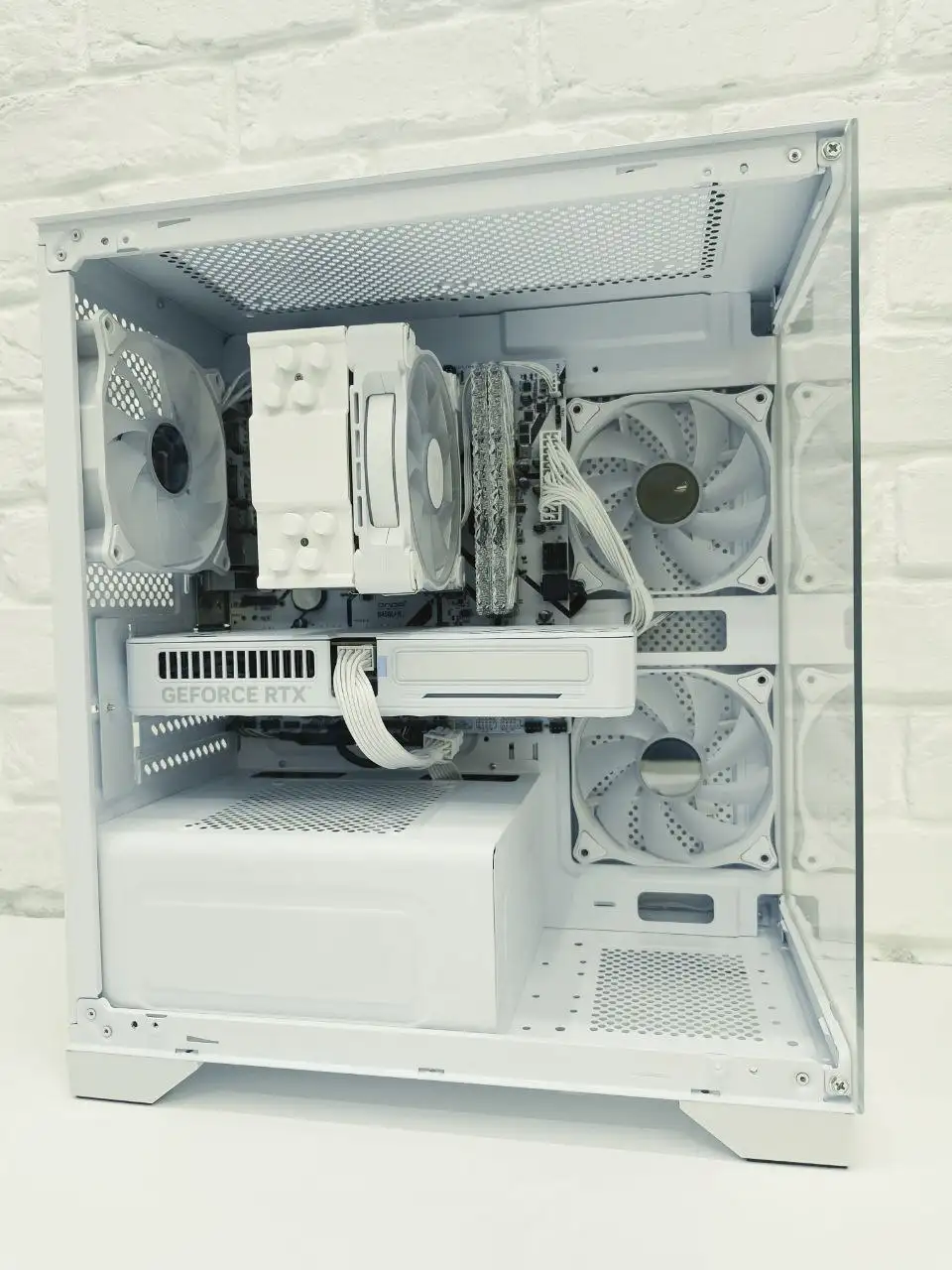 Игровой компьютер с процессором AMD Ryzen 5 5600X и видеокартой RTX 5060 - Компьютеры и комплектующие (Электроника) в Сургут