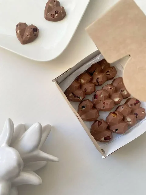 Клубника в шоколаде и шоколадные конфеты ручной работы - частное объявление в Нефтеюганск