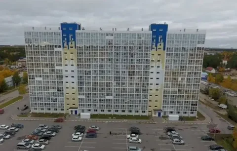 Срочно сдаю 2-комнатную квартиру в центре п. Солнечный - Недвижимость в Сургут