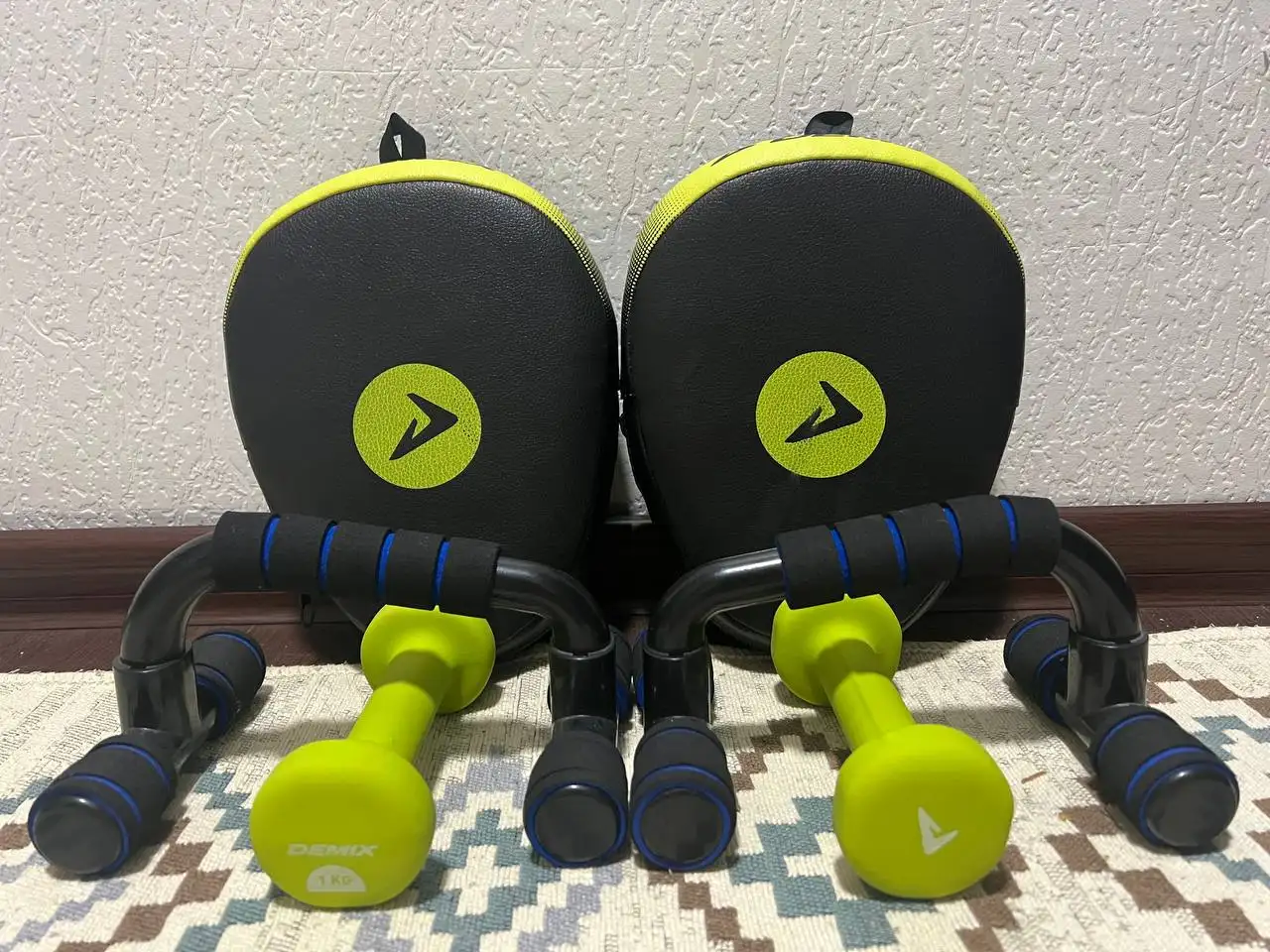 Комплект спортивного инвентаря для домашних тренировок - Спорттовары (Хобби и отдых) в Сургут