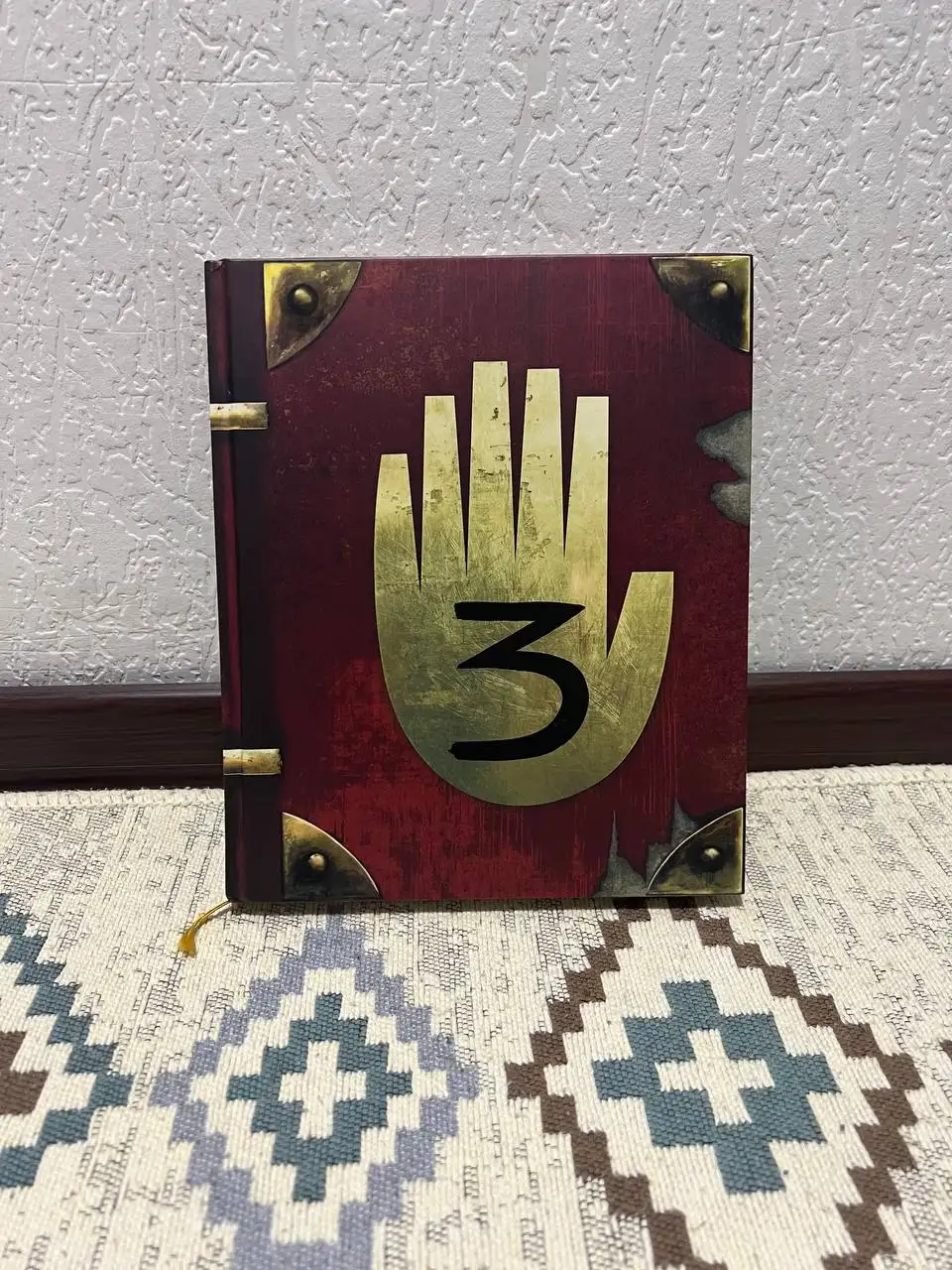 Продам книги: Гравити фолз, Тонкое искусство пофигизма, 48 законов власти - Книги (Хобби и отдых) в Сургут