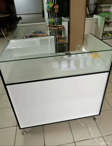 Продажа витрин в отличном состоянии - Строительство в Сургут