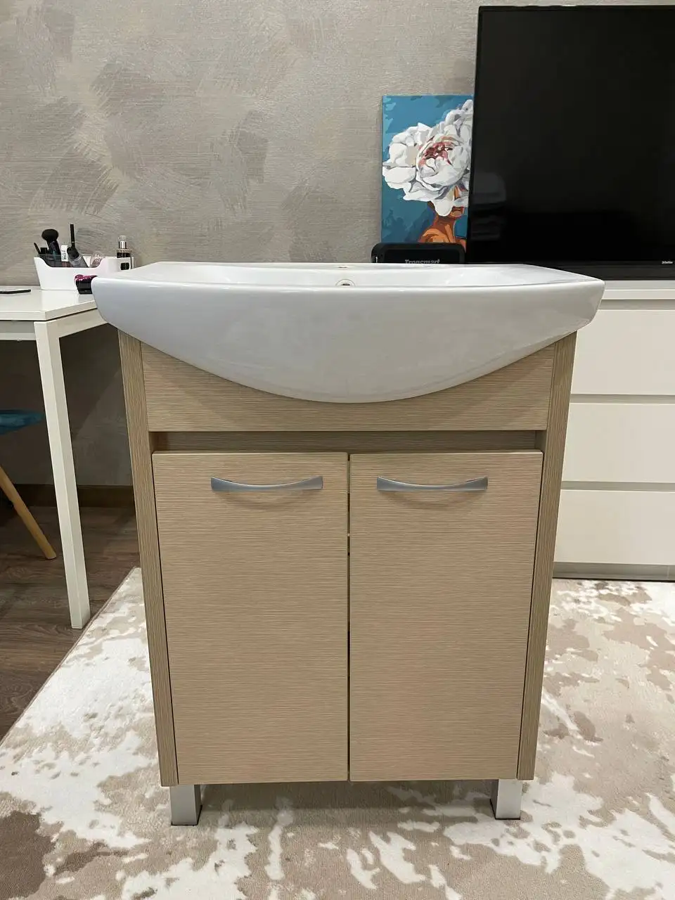 Продам тумбу под раковину Aquaton б/у в отличном состоянии - Сантехника (Для дома и дачи) в Сургут