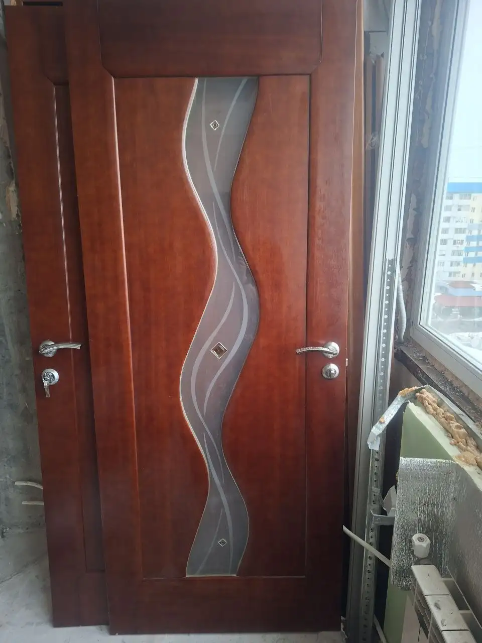 Двери межкомнатные дерево со стеклянной вставкой - Межкомнатные двери (Для дома и дачи) в Сургут