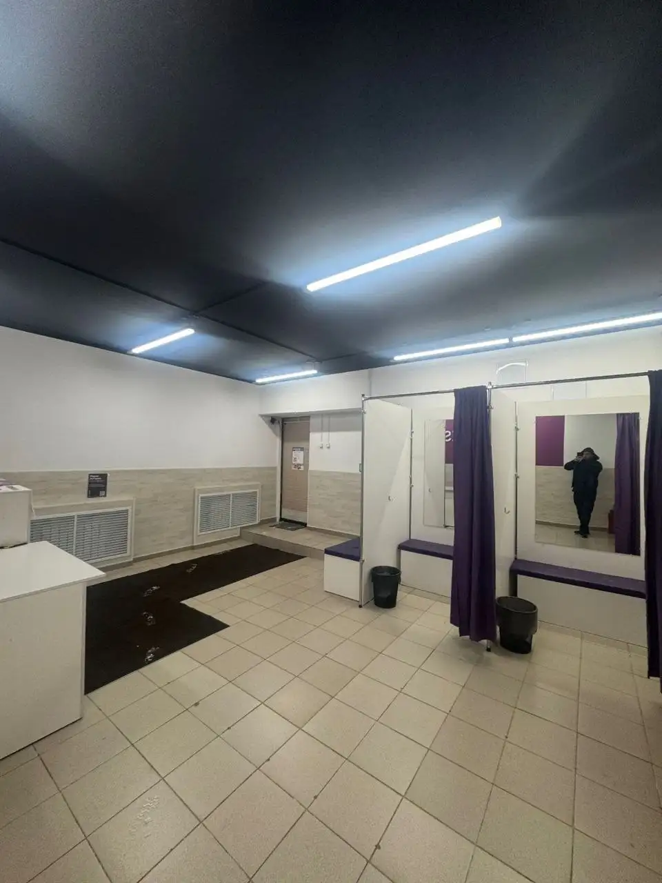 Сдается помещение 80 кв в ПГТ Белый Яр - Аренда коммерческой недвижимости (Недвижимость) в Белый Яр