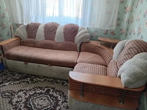 Срочно недорого сдаётся 2хкомнатная квартира в п. Солнечный - Дома в Сургут