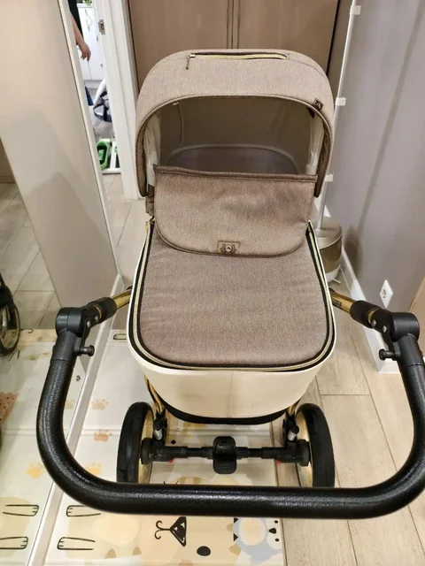 Продается коляска Adamex REGGIO 2 в 1 - Кроватки в Сургут