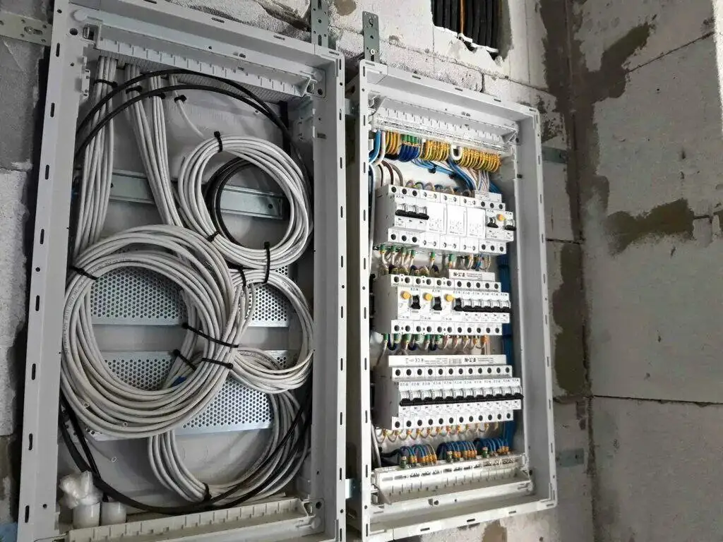 Услуги электриков - Электромонтажные работы (Услуги) в Сургут