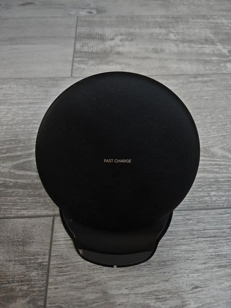 Продам беспроводную зарядку - Электроника в Сургут