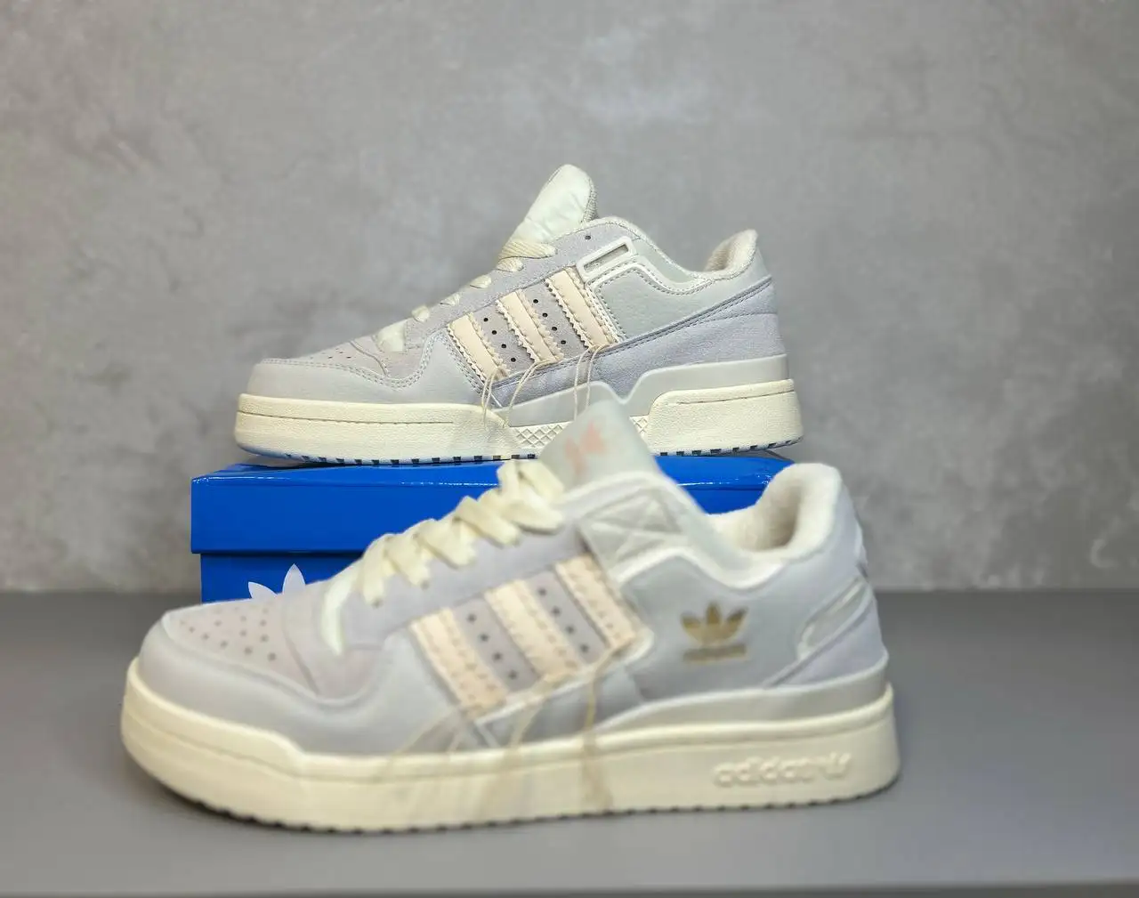 Продам новые мужские кроссовки ADIDAS - Обувь (Одежда) в Сургут