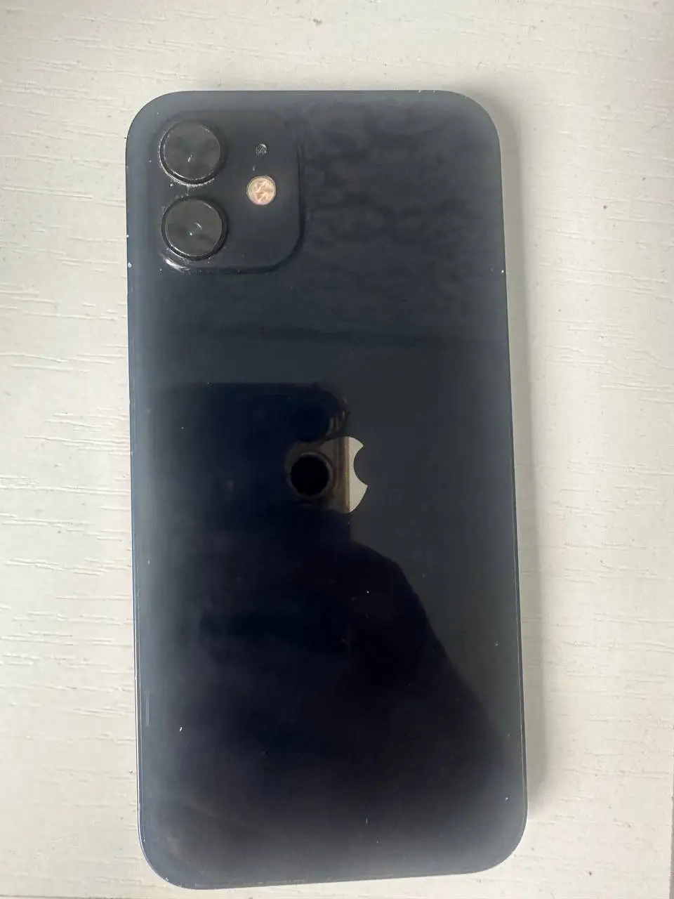 Отдам старый iPhone 12 - Телефоны (Электроника) в Сургут